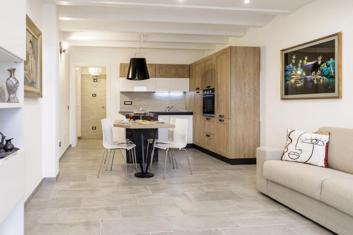 Bandiera 68 Apartment Каляри Екстериор снимка