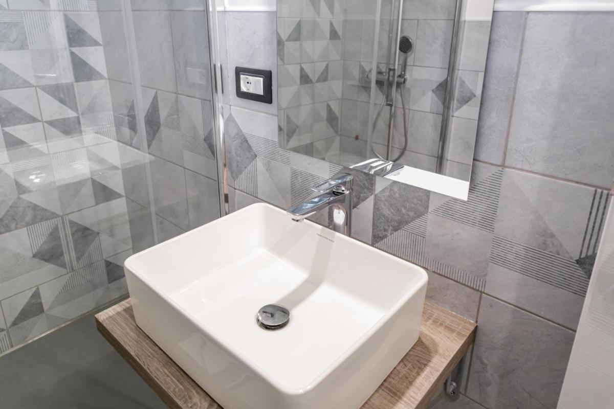 Bandiera 68 Apartment Каляри Екстериор снимка
